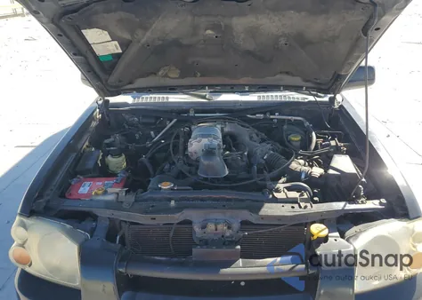 2002 Nissan Frontier Crew Cab Sc z USA, uszkodzony, nr VIN 1N6MD29Y62C321761